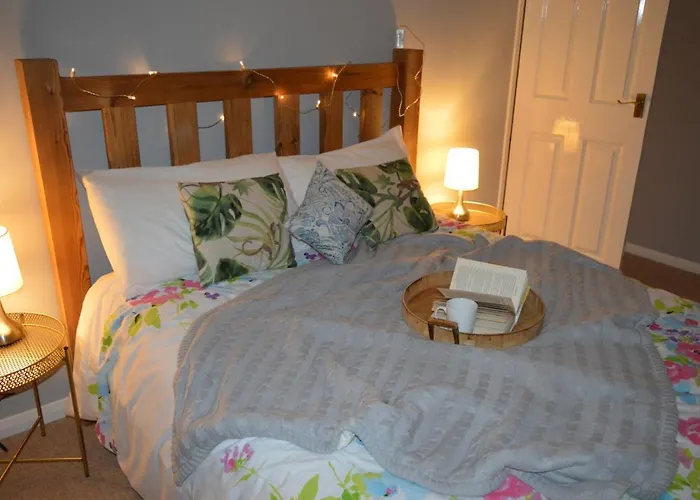 Cheerful 3 Bedroom Property Set In The Countryside