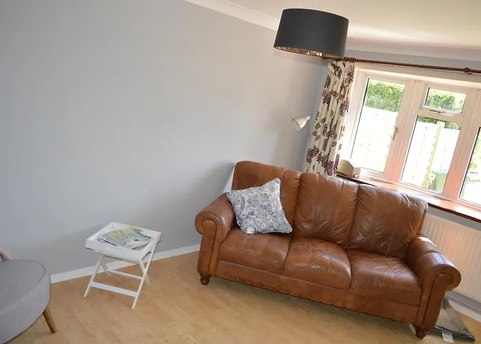 Cheerful 3 Bedroom Property Set In The Countryside